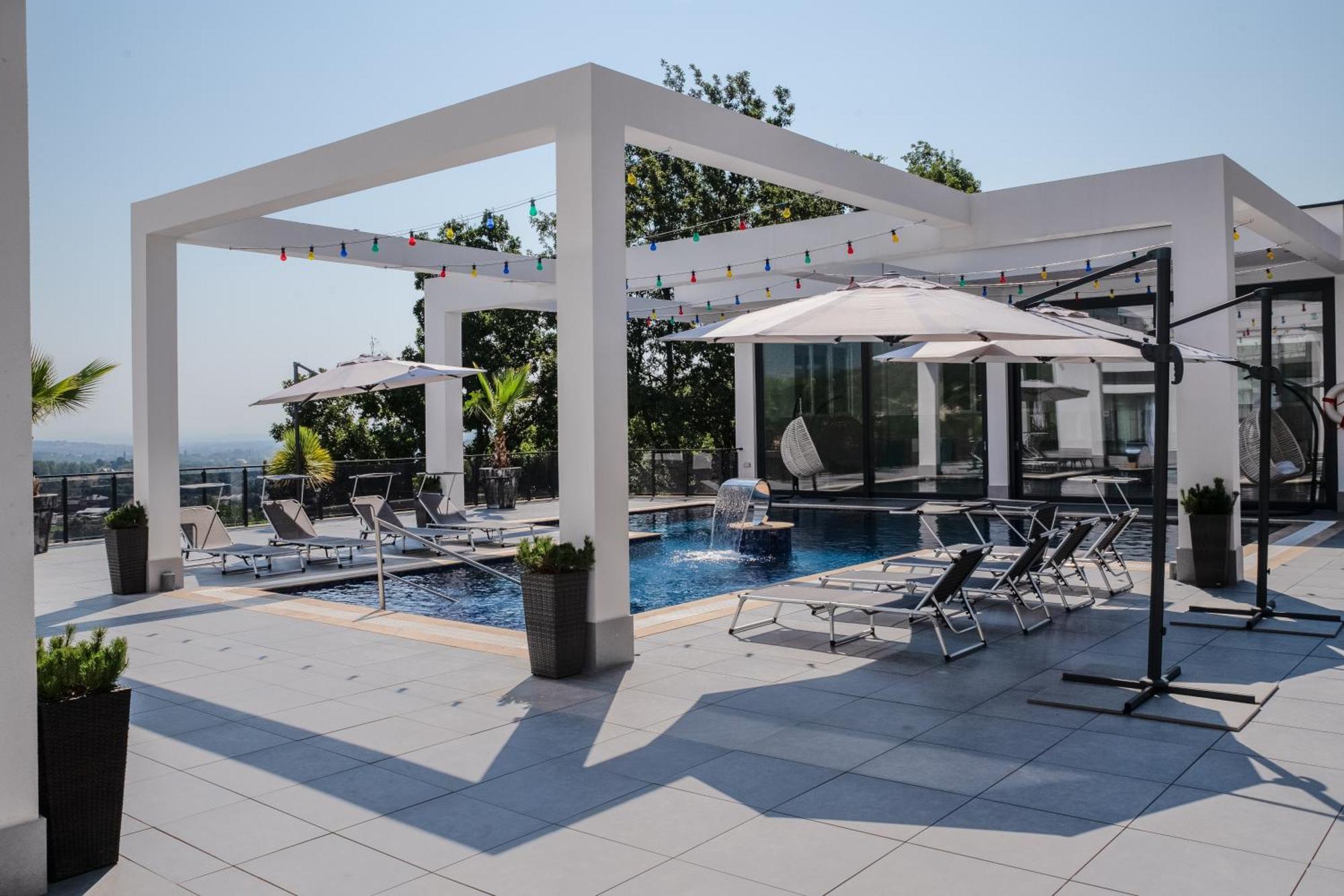 Bed and Breakfast White House Radac Peja Exterior foto